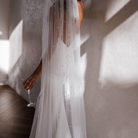 Pearl Veil (Cathedral Length) - Designed by 'Made With Love' Bridal - Picture 7 of 11